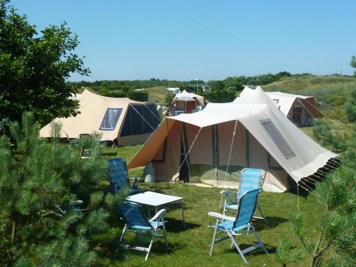 Ameland Tentenverhuur Нес Екстериор снимка