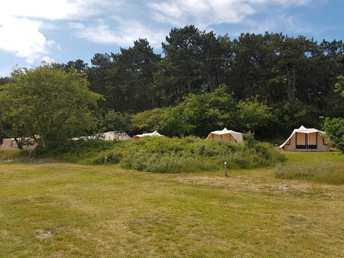 Ameland Tentenverhuur Нес Екстериор снимка